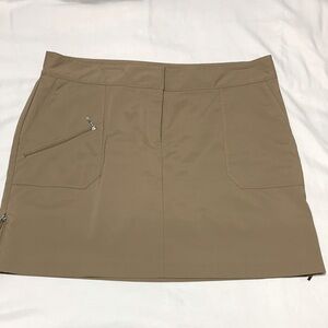 Izod Women's Tan Golf Skort NWOT